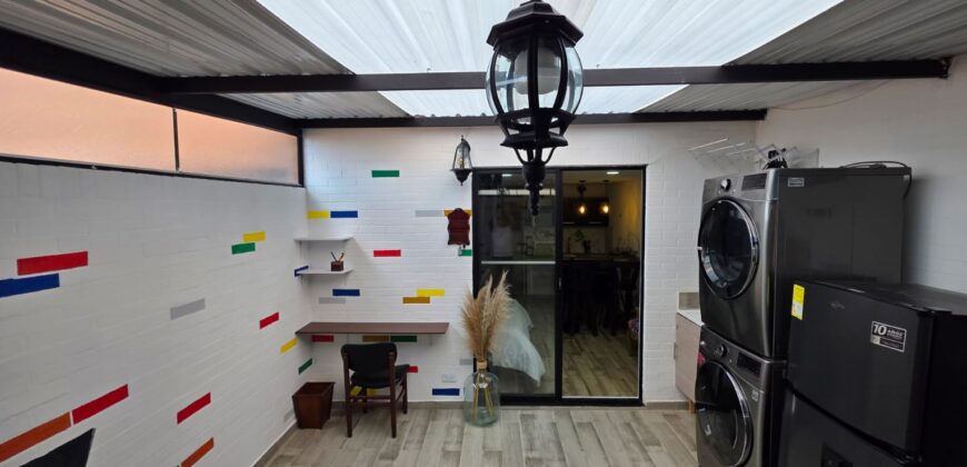 ¡APARTAESTUDIO EN ARRIENDO!